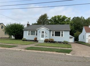 828 E 33rd St, Erie, PA 16504