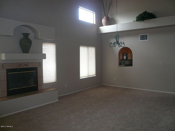 4th image of 1317 N Placita De Almas