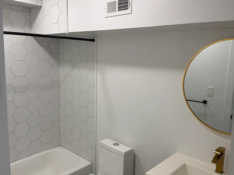 2631 Oakford St #2 — Photo 8