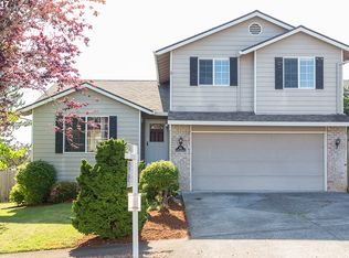 165 SW Willowbrook Pl, Gresham, OR 97080