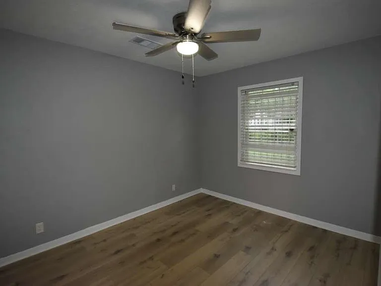 10213 Fairland Dr — Photo 16