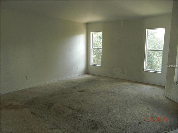 3rd image of 2840 Jewel Ave