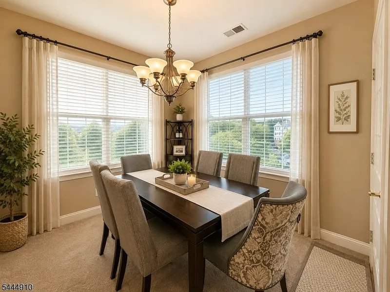 2 bed, 2.0 bath, 1440 sqft, $3,700 — Photo 3