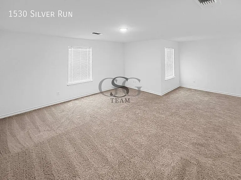 1530 Silver Run — Photo 5