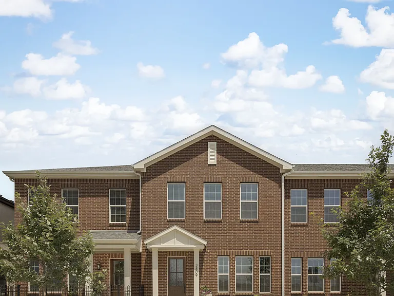 The Linden Townhomes — Photo 16