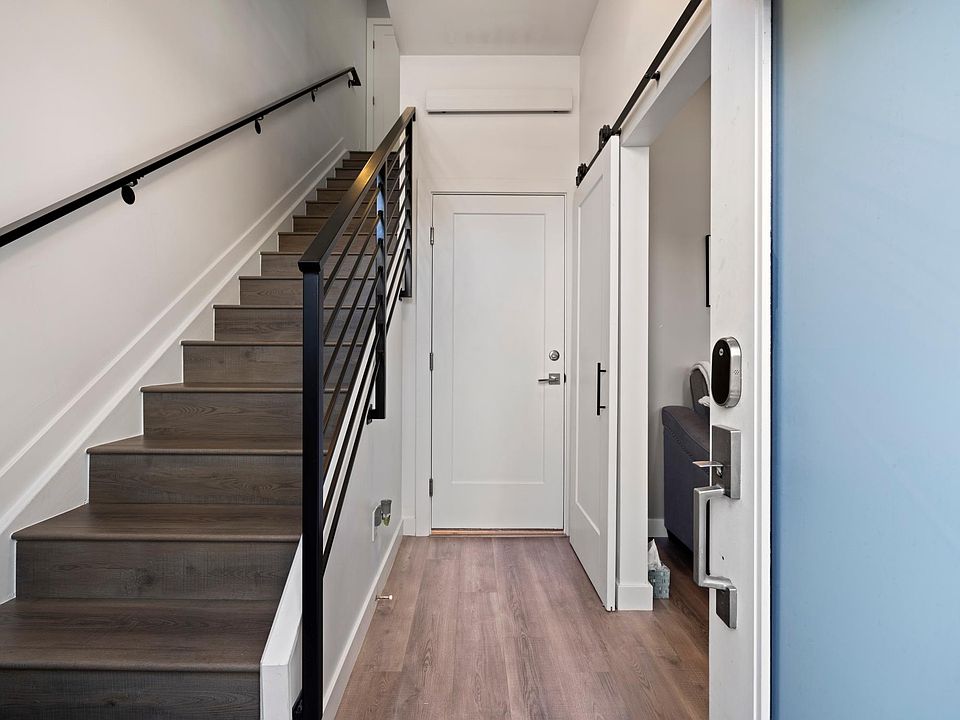 Main level entry way