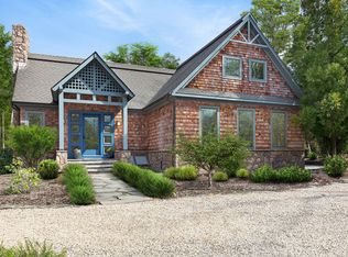 14 Knoll Rd, Southampton, NY 11968