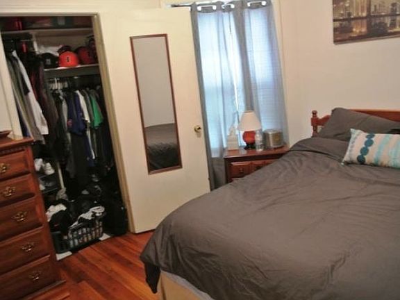 5th image of 3614 N Wilton Ave APT 2S