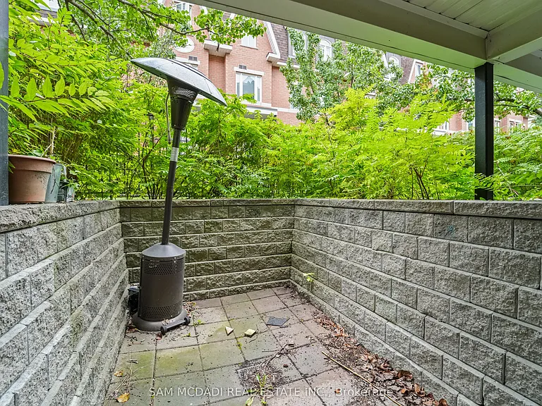 310 John St #170 — Photo 19