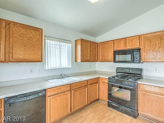 4th image of 5716 Raven Creek Ave