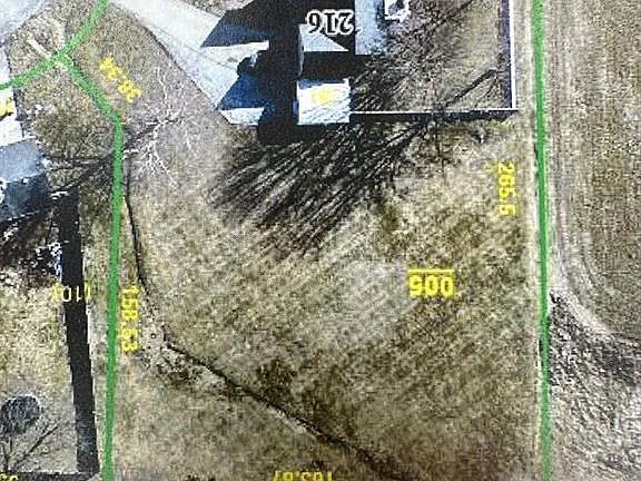 4th image of 216 Arrowhead Dr