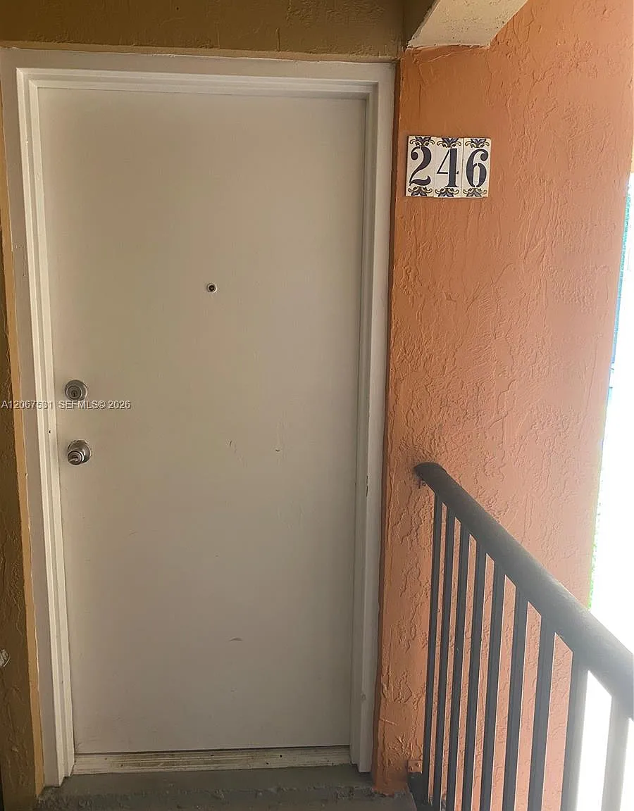 Villas Del Paraiso Condo — Photo 2