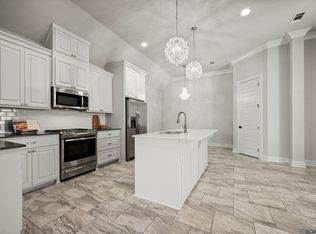 6544 Oak Garden Dr, Baton Rouge, LA 70817