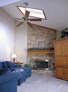 3rd image of 13078 Oakmere Dr NW
