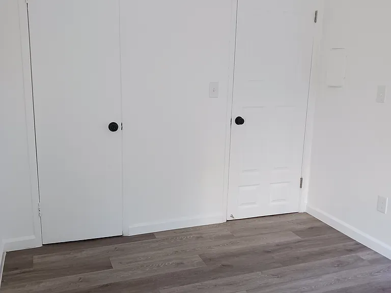 14132 Vanowen St #3 — Photo 5