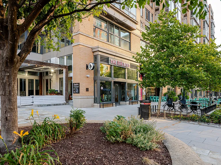 460 New York Ave NW #501 — Photo 11