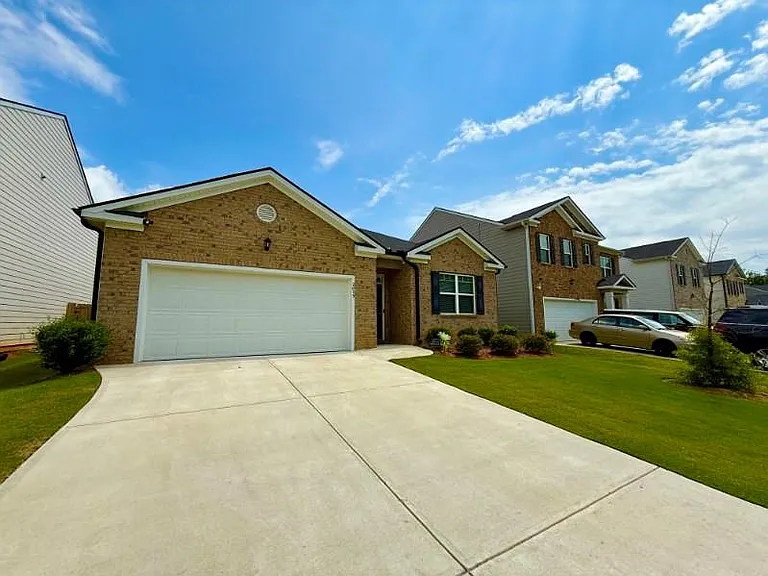 2015 Waycross Ln — Photo 4