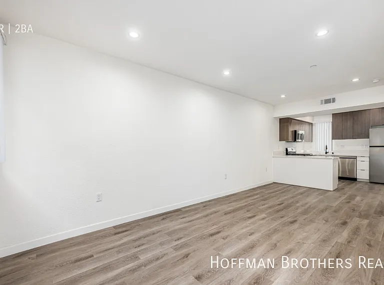 4819 Lemon Grove Ave #LG1 — Photo 10