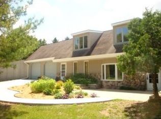 N6115 Highway 45, New London, WI 54961