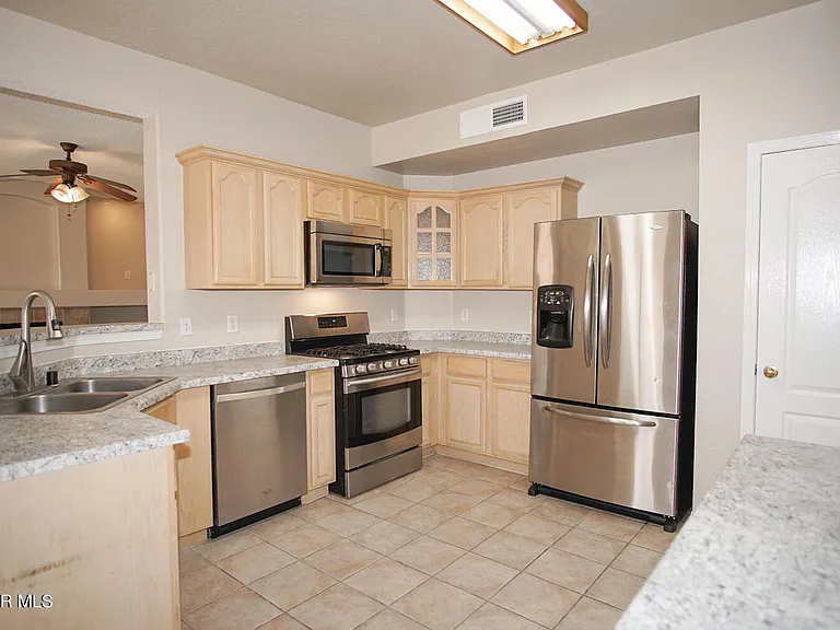 13717 Paseo De Fe Cir — Photo 6