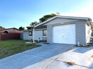 9205 Sterling Ln, Port Richey, FL 34668