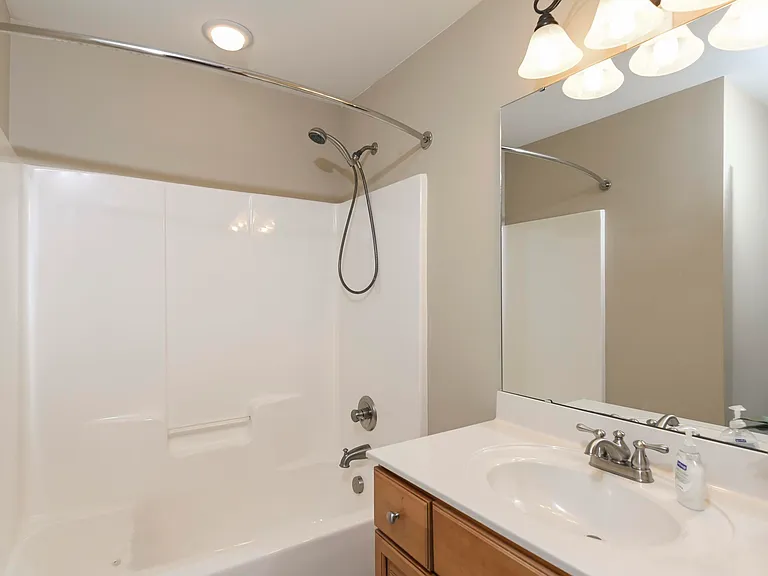 33 Heather Laurel Rd — Photo 24
