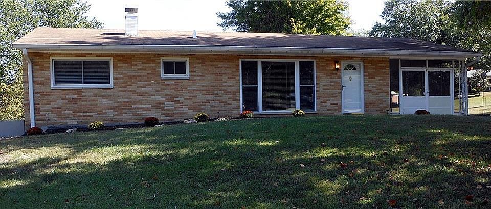 1st image of 14 Country Squire Ct