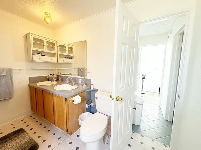 1594 Naval Ave #A — Photo 20