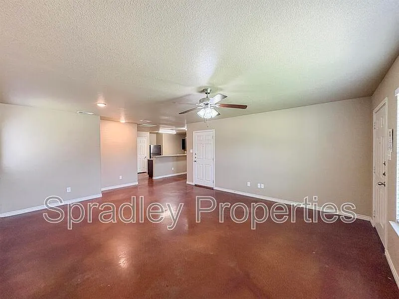 749 Laila Ln