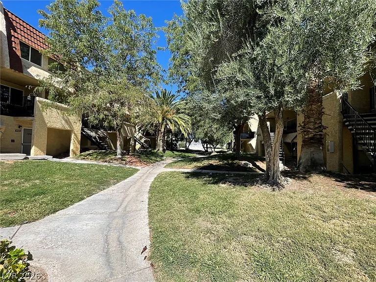 1303 Darlene Way #202A — Photo 10