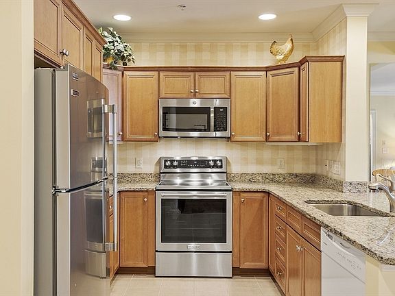 2nd image of 1312 Emerald Ct Unit 1312