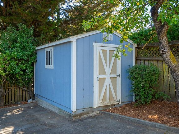 5th image of 100 - 102 Lovell Avenue