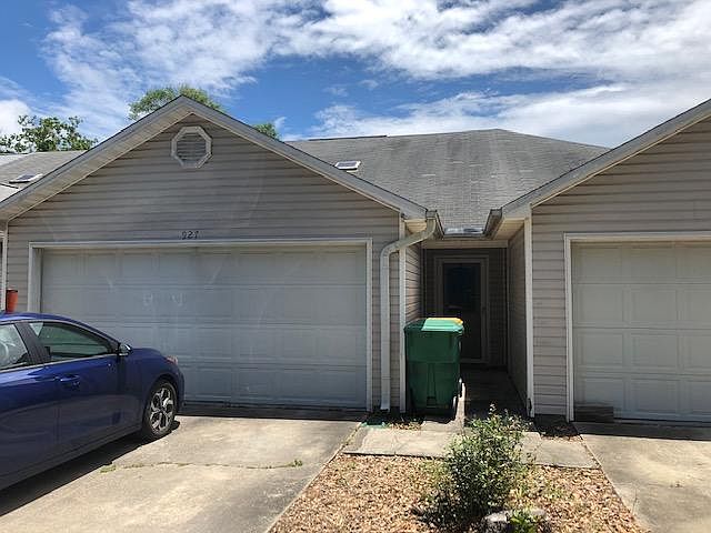 Townhouse Front