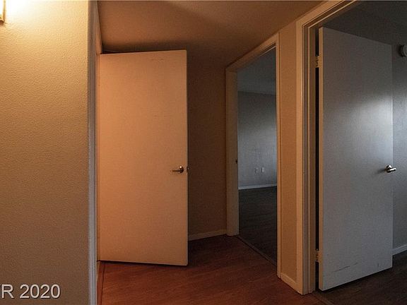 4th image of 5710 E Tropicana Ave Unit 1223