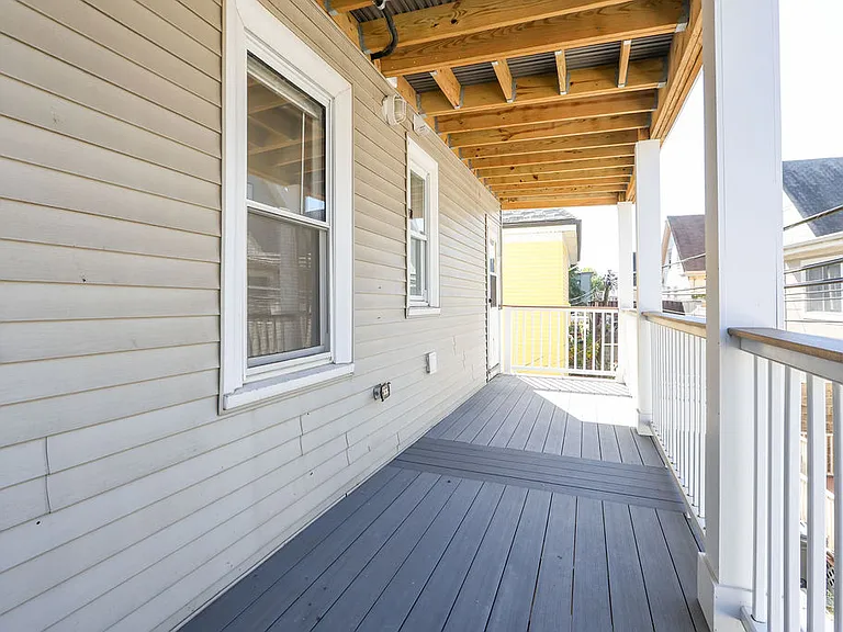 30 Tuttle St #2 — Photo 17