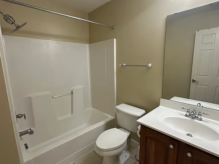 216 Blue Grass Cir — Photo 15