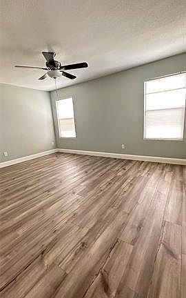 5th image of 8509 Seven Oaks Ln
