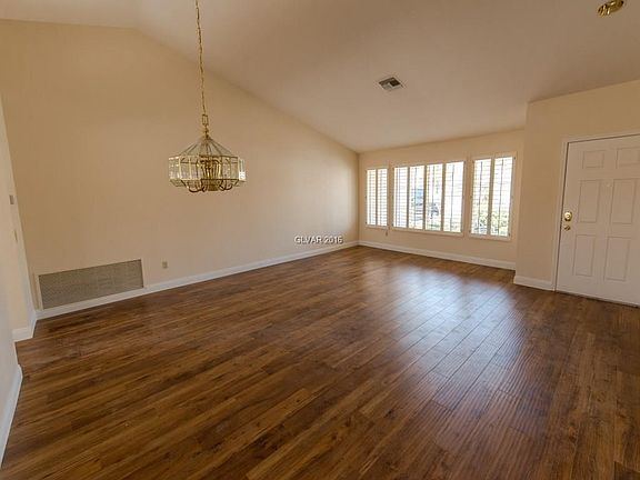 4th image of 3032 Lotus Hill Dr