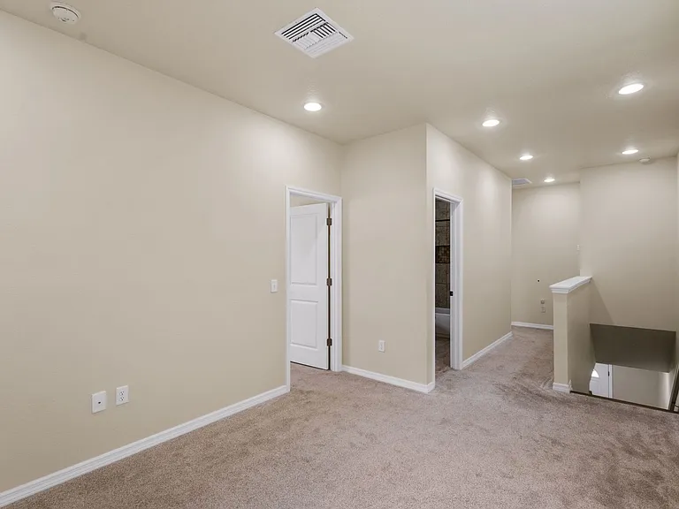509 Sunbranch Ln — Photo 14