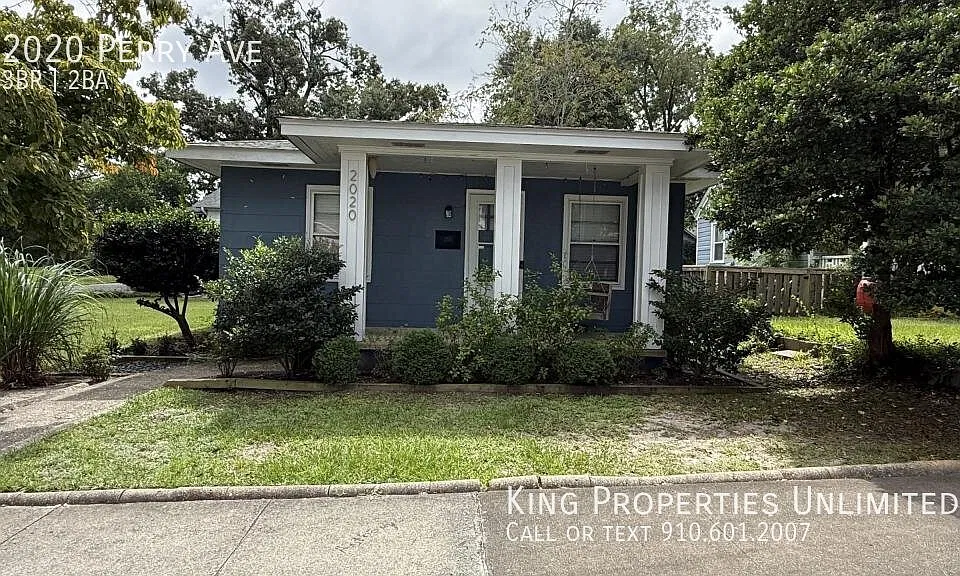 2020 Perry Ave