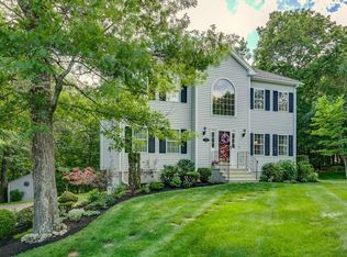 26 Scotland Heights Rd, Haverhill, MA 01832