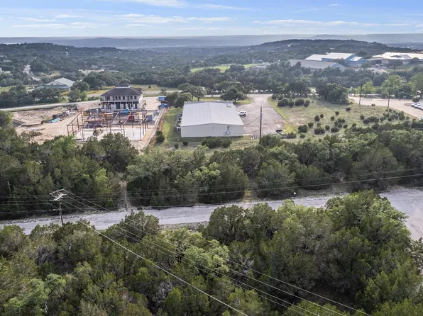 8106 Arapaho Trl, Lago Vista, TX 78645