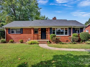 1227 Barkley Rd, Charlotte, NC 28209