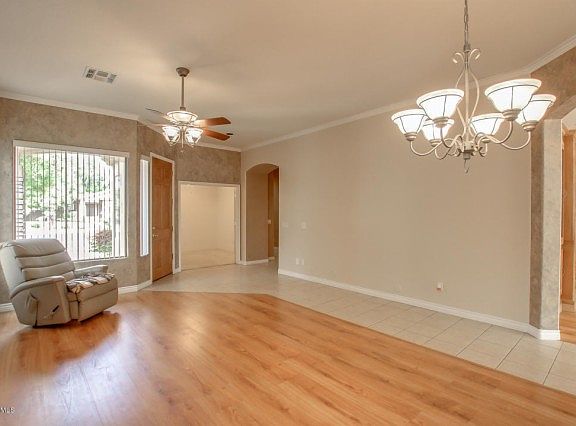 5th image of 1507 E Loma Vista St