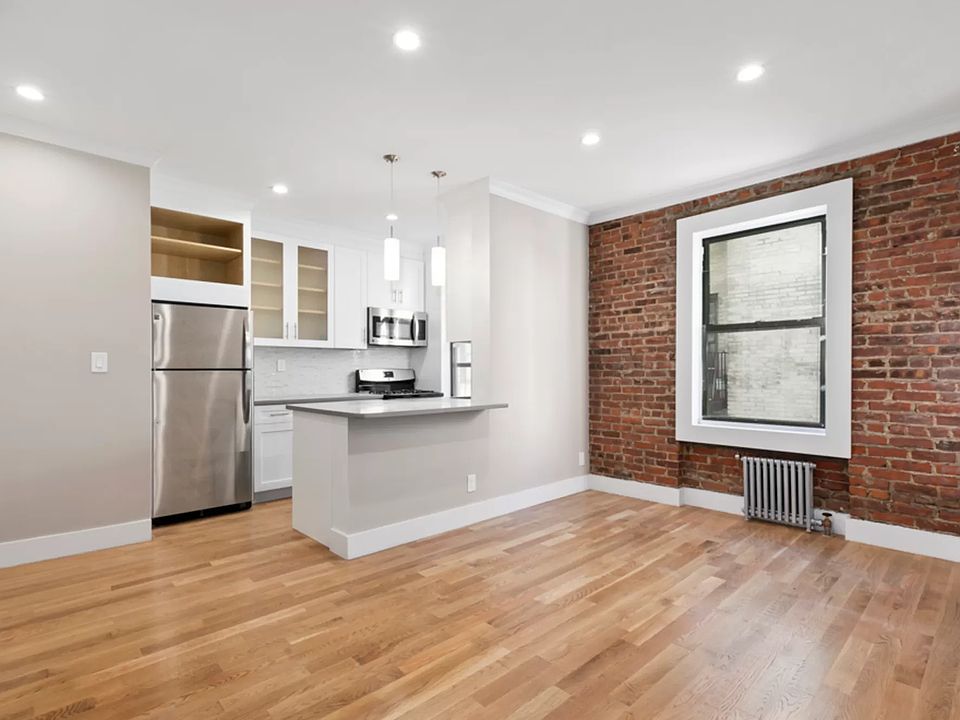 1st image of 21-05 33rd St #4A