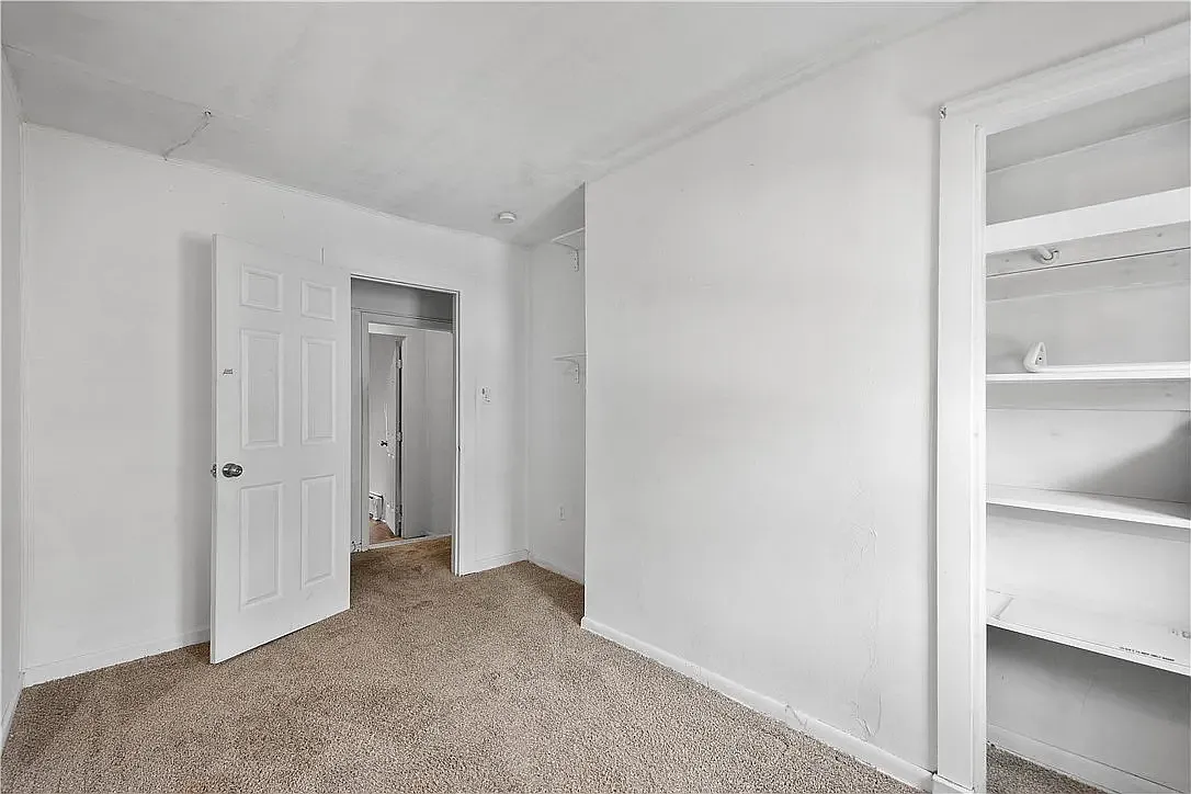 4 bed, 1364 sqft, $2,600 — Photo 4