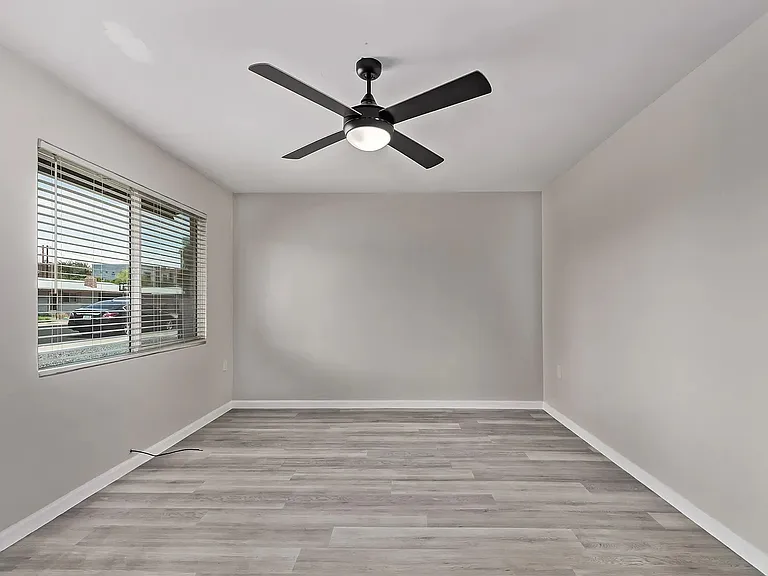3405 E Pinchot Ave #4 — Photo 4