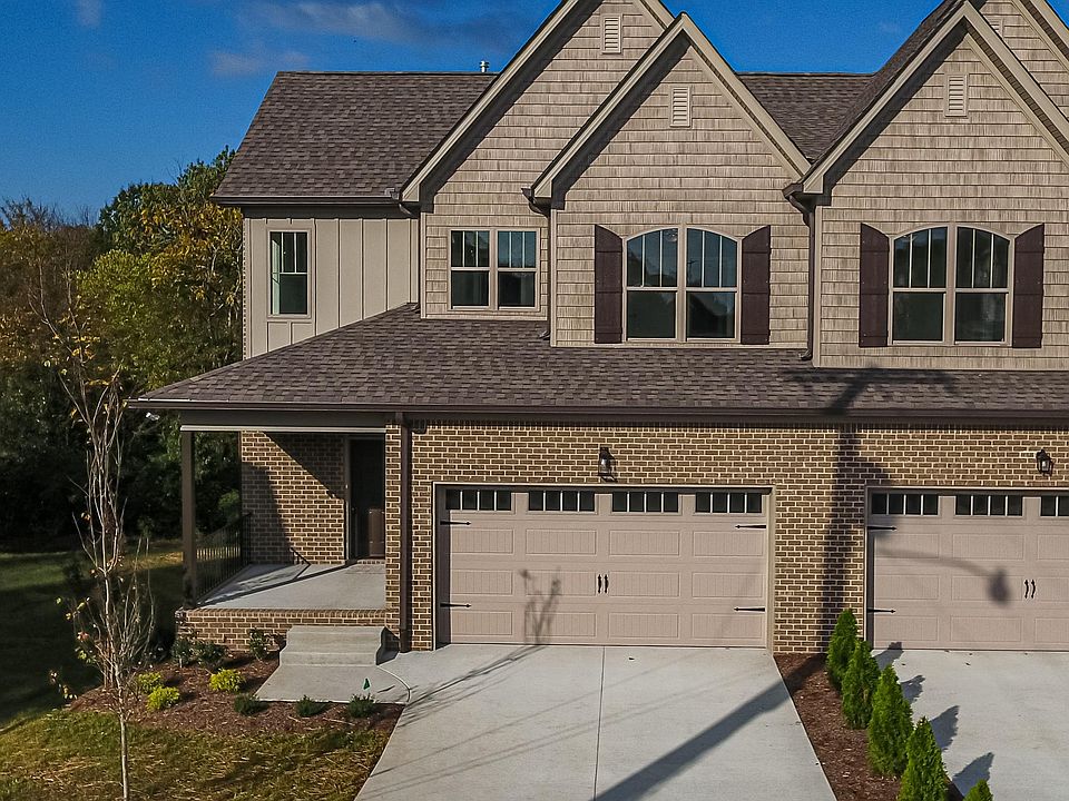 1st image of 427 Tapestry Pl