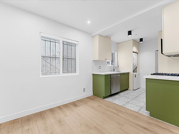 3rd image of 6615 Franklin Ave APT 110