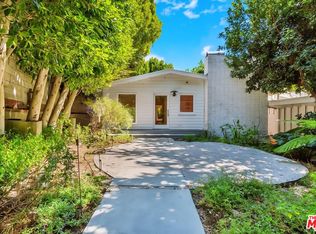 1542 Marmont Ave, Los Angeles, CA 90069